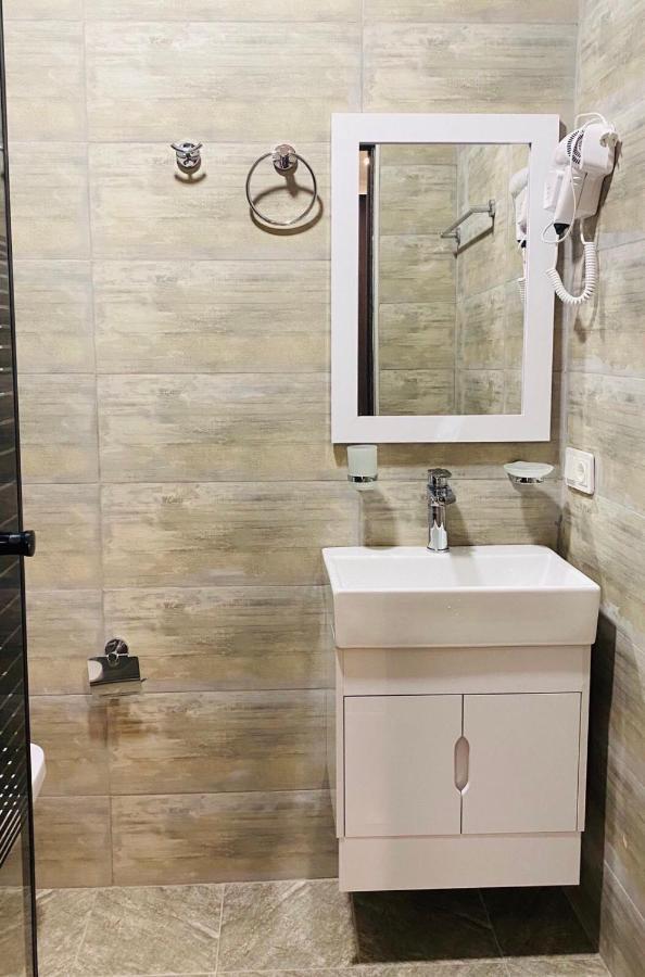 Hotel Niko Кобулети Екстериор снимка